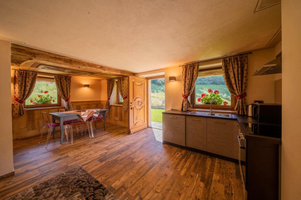Casa Vacanze Petit Haury - Alloggi Ad Uso Turistico Vda Arvier N 0039 E N 0040 - Eksteriør bilde
